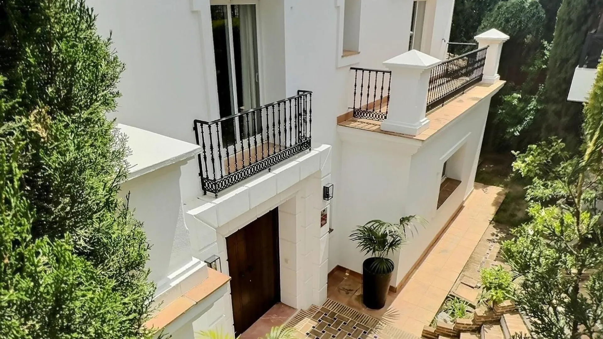 Fabulous 8-Bedroom Andalucian Family Villa With Panoramic Vistas Of La Concha Marbella San Pedro de Alcantara