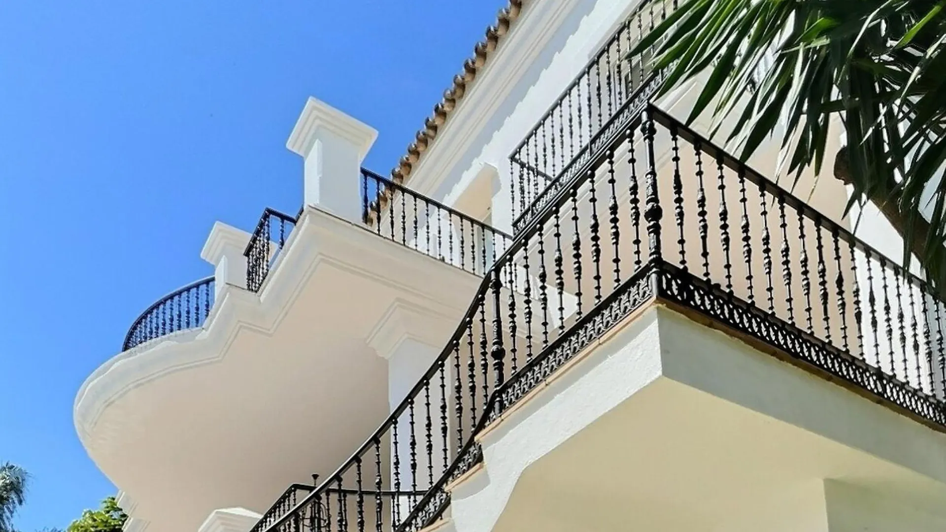 Fabulous 8-Bedroom Andalucian Family Villa With Panoramic Vistas Of La Concha Marbella San Pedro de Alcantara Spain