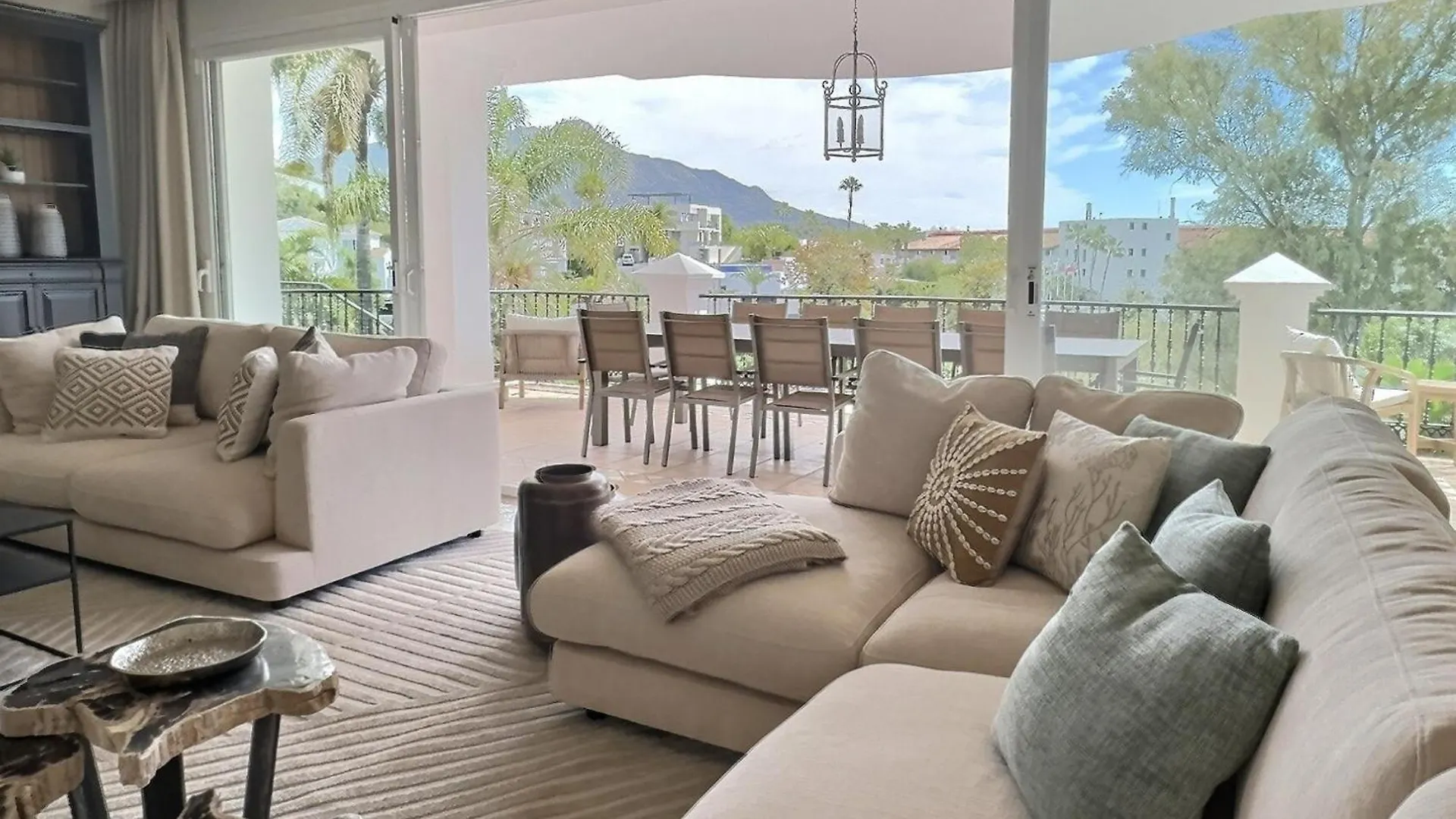 Fabulous 8-Bedroom Andalucian Family Villa With Panoramic Vistas Of La Concha Marbella San Pedro de Alcantara