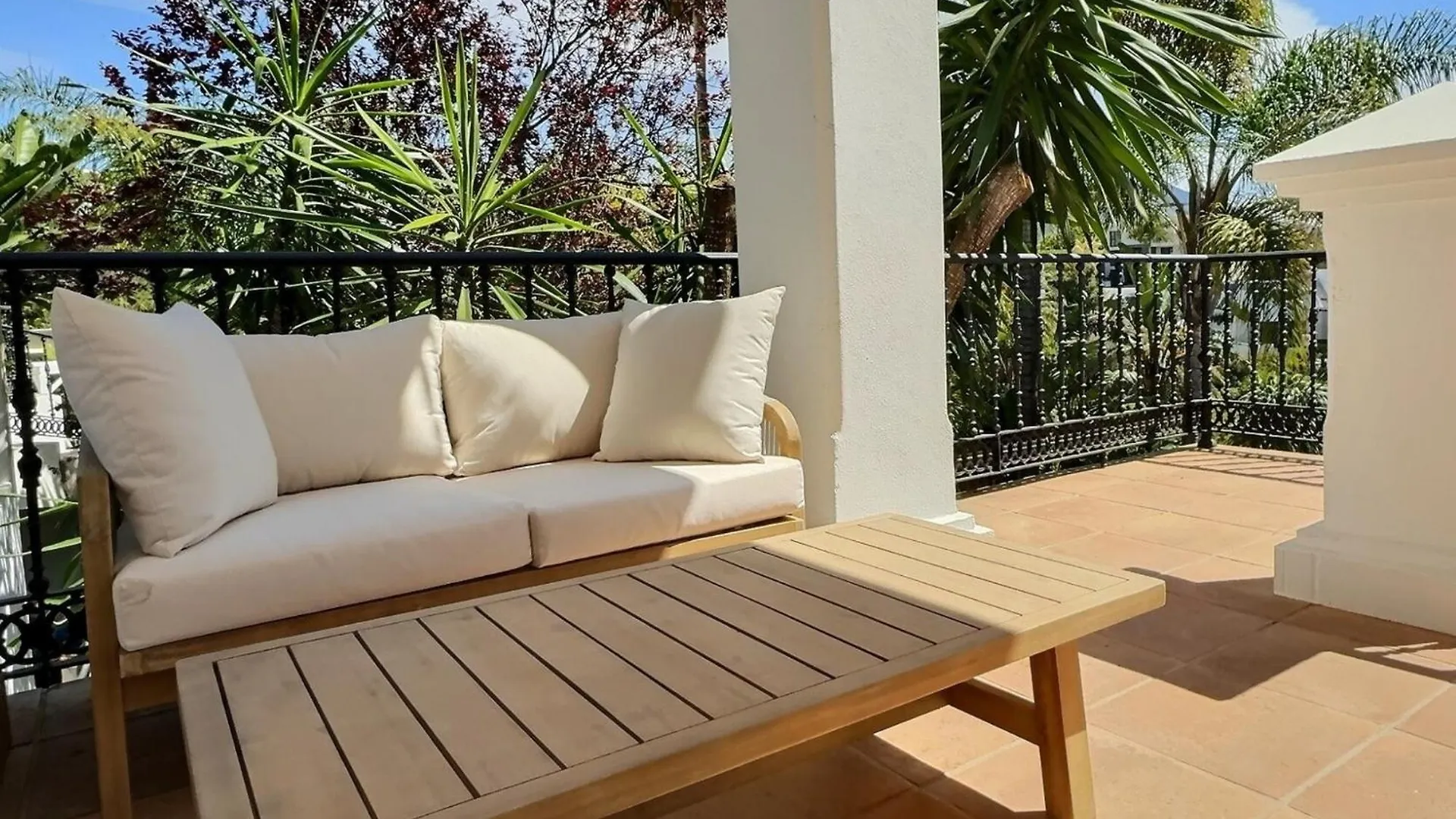 Fabulous 8-Bedroom Andalucian Family Villa With Panoramic Vistas Of La Concha Marbella San Pedro de Alcantara Spain
